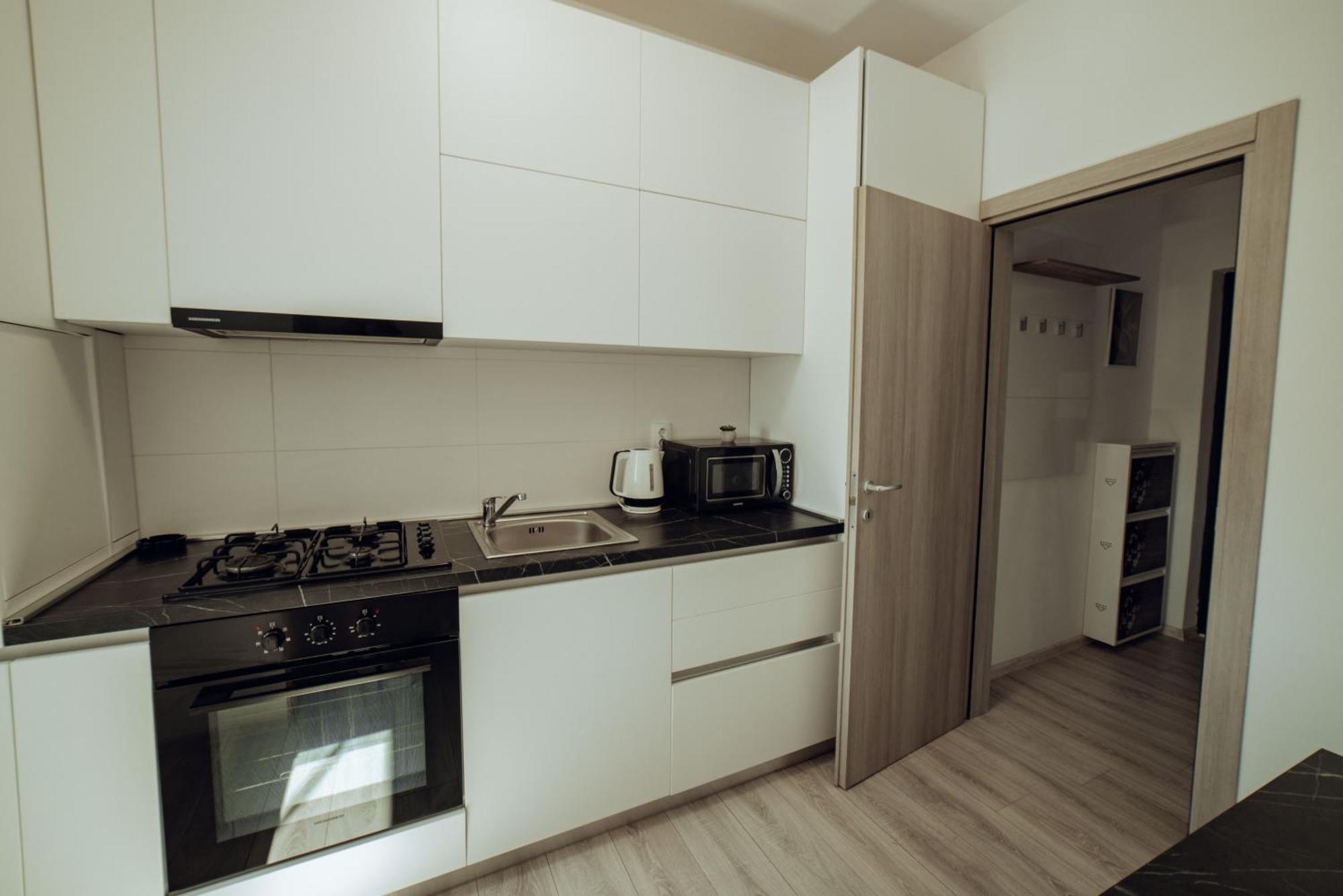 Cozy Apartments - One Residence ยาช ภายนอก รูปภาพ