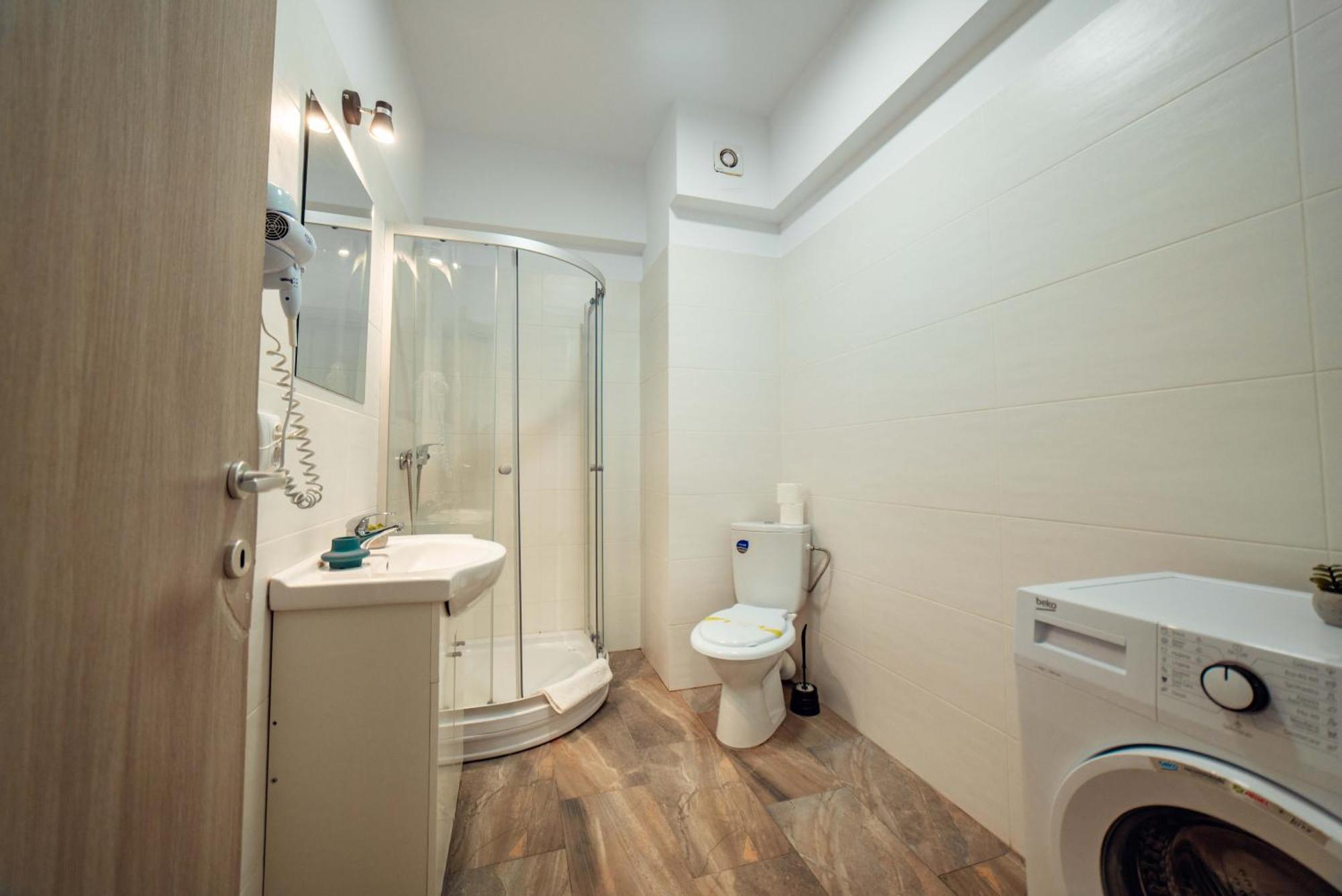Cozy Apartments - One Residence ยาช ภายนอก รูปภาพ