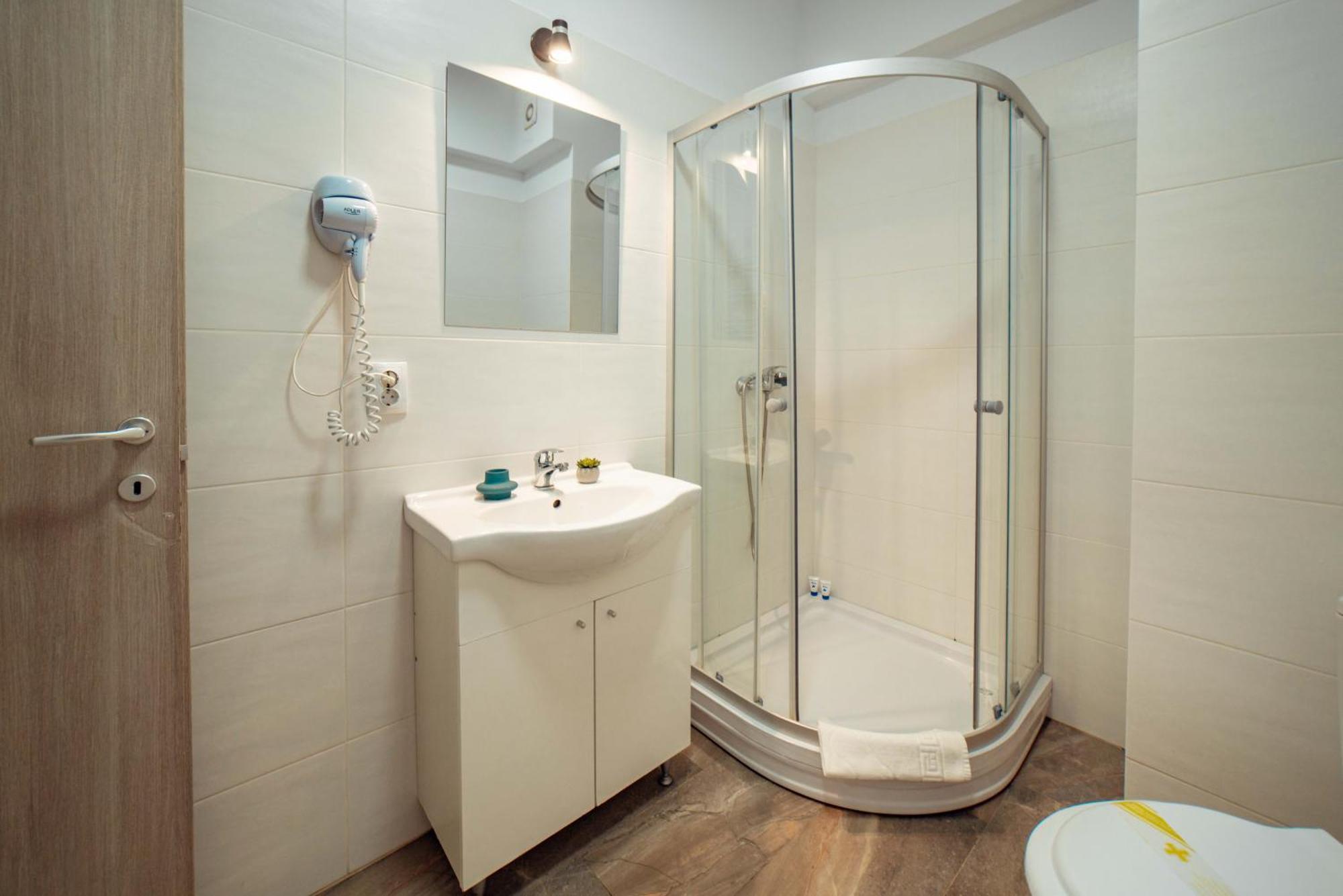 Cozy Apartments - One Residence ยาช ภายนอก รูปภาพ